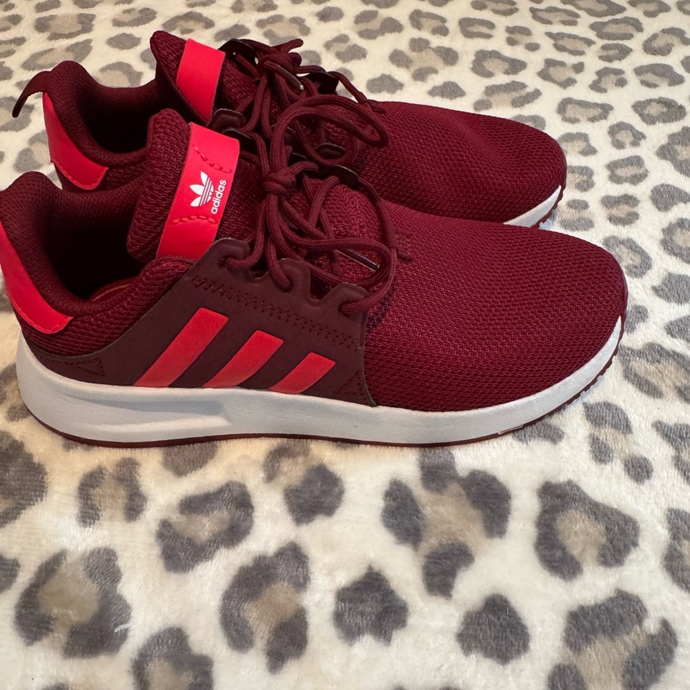 SIZE 3 BUNDLE OF KIDS SNEAKERS - Picture 7 of 13